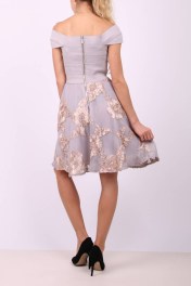 Cocktailjurk off schouder